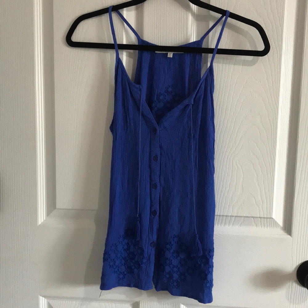 Blue Solitaire button up tank top. Size medium.